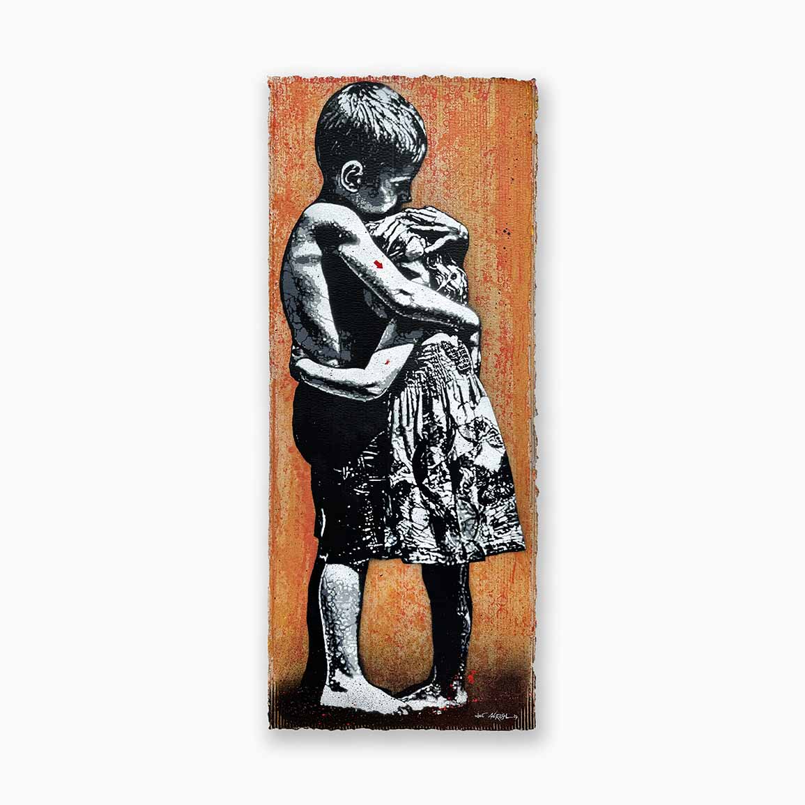 Oeuvre de Jef Aérosol représentant deux enfant se faisant un calin. Pochoir Hug, street art