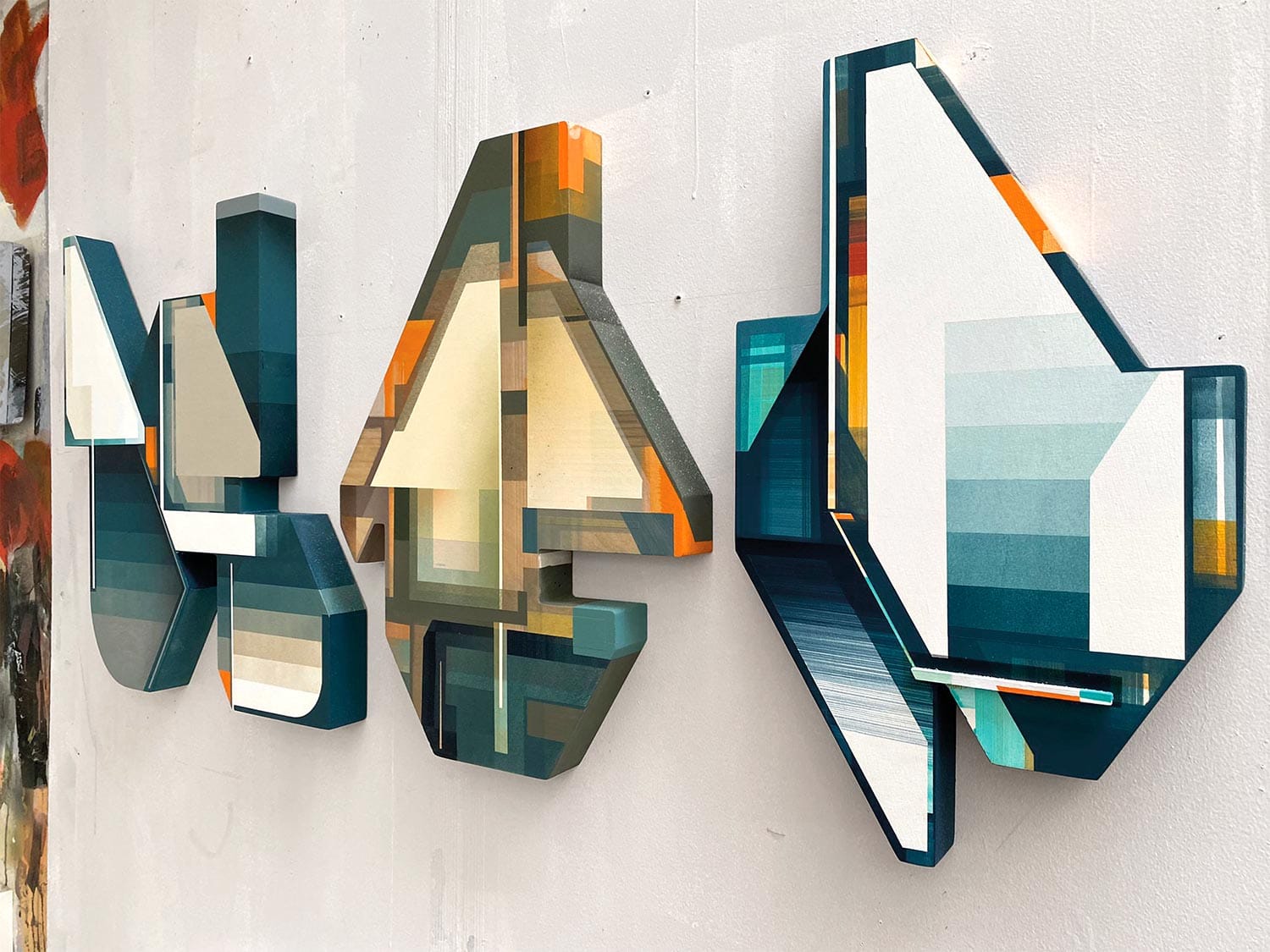 Oeuvres de l'artiste Olivier SWIZ dans son atelier à Paris - Abstraction Géométrique, art contemporain - France