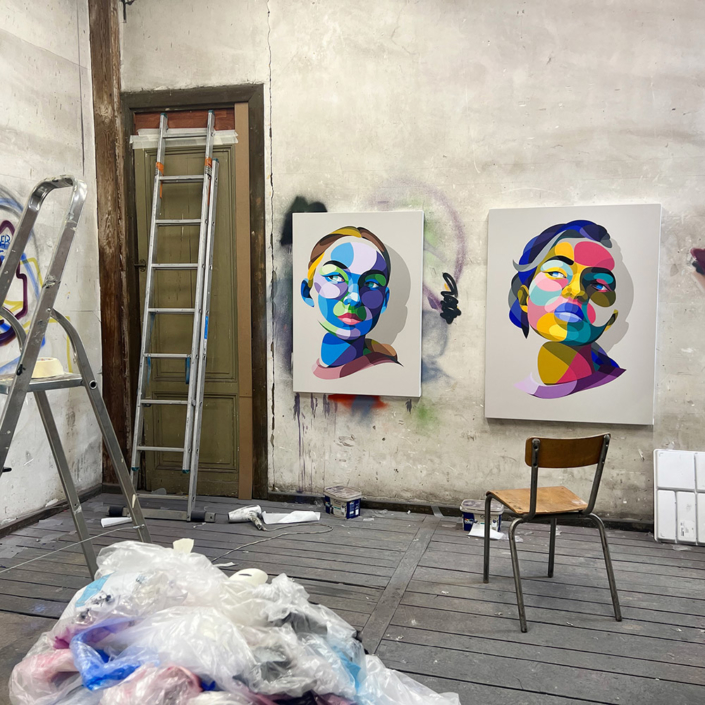 Le street artiste Alber dans son atelier - Bordeaux, Paris et Biarritz - Oeuvre street art