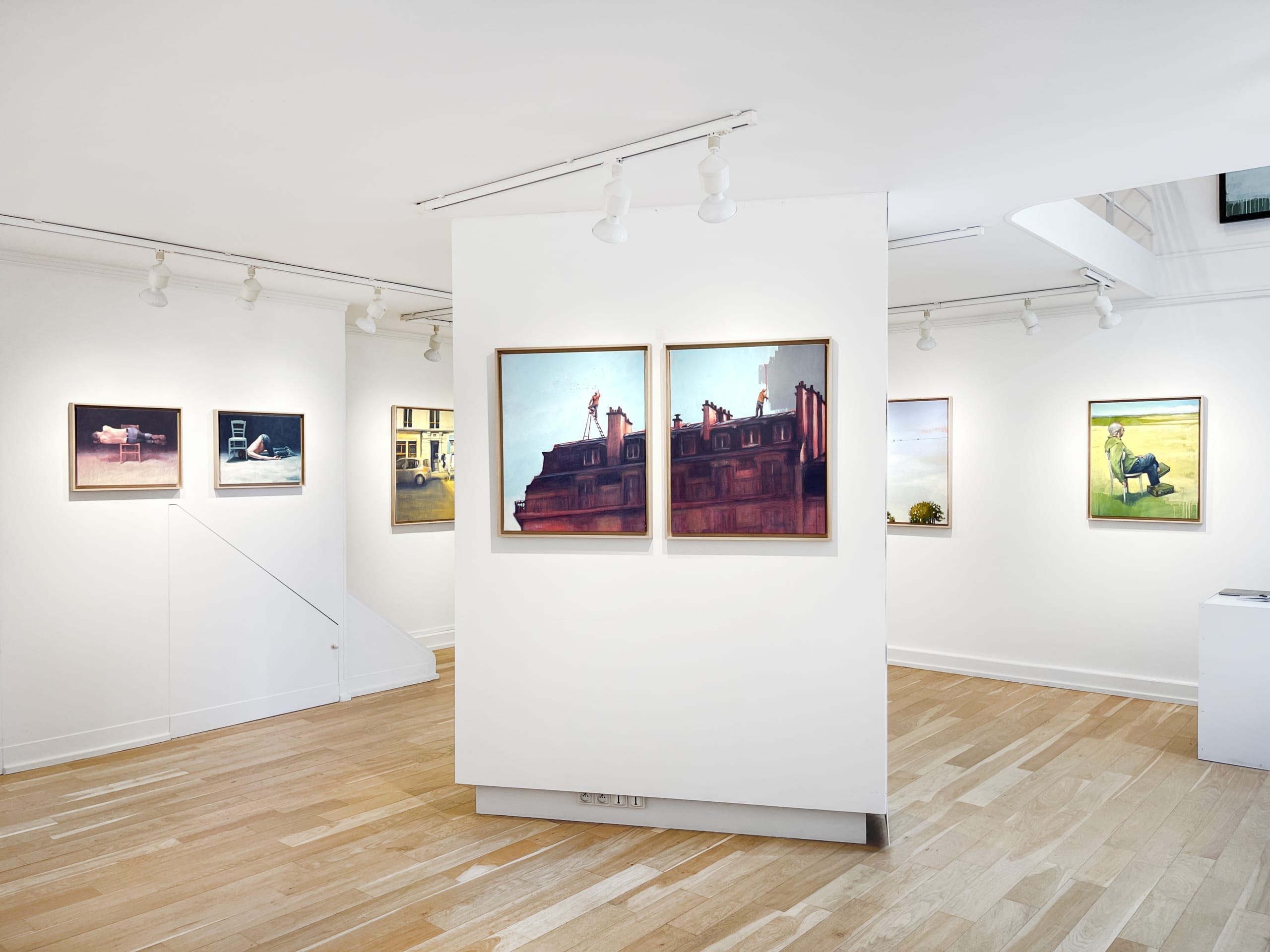 Vue de l'exposition mes aventures de philippe hérard-art contemporain paris et biarritz-Galerie d'art barthelemy bouscayrol