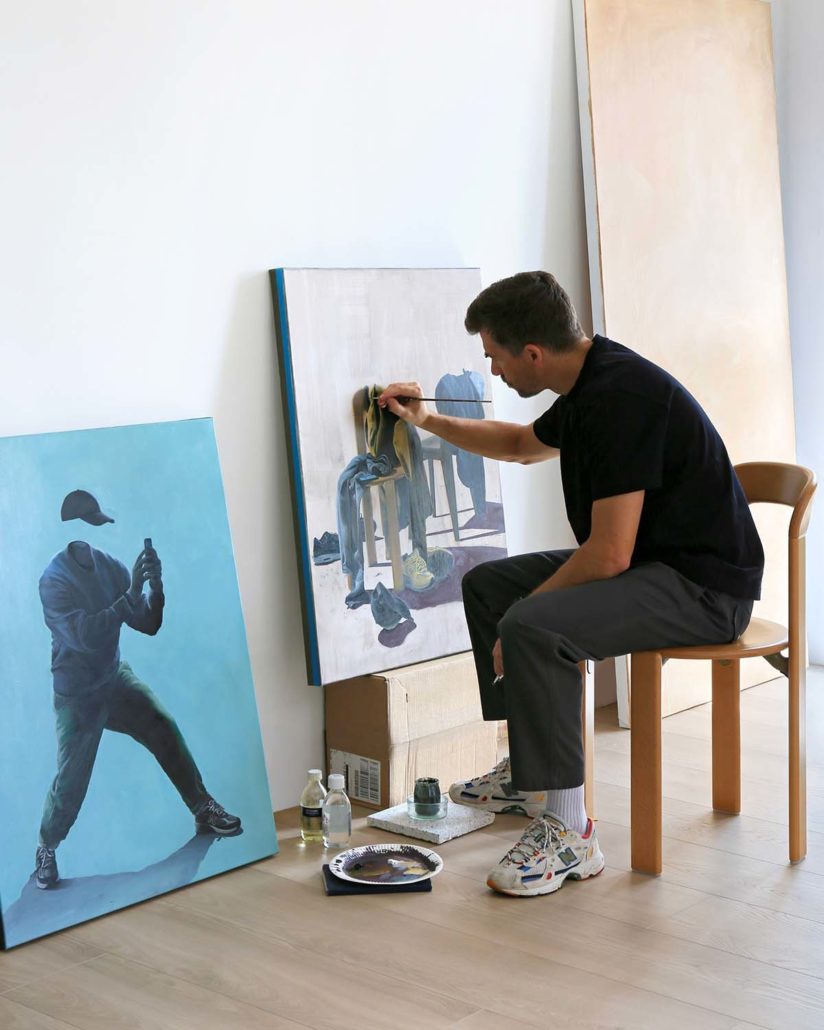 Portrait de l'artiste Julien Primard dans son atelier
Galerie d'art Biarritz