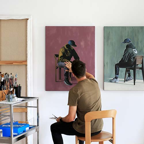 Julien Primard dans son atelier, peinture contemporain, figuration