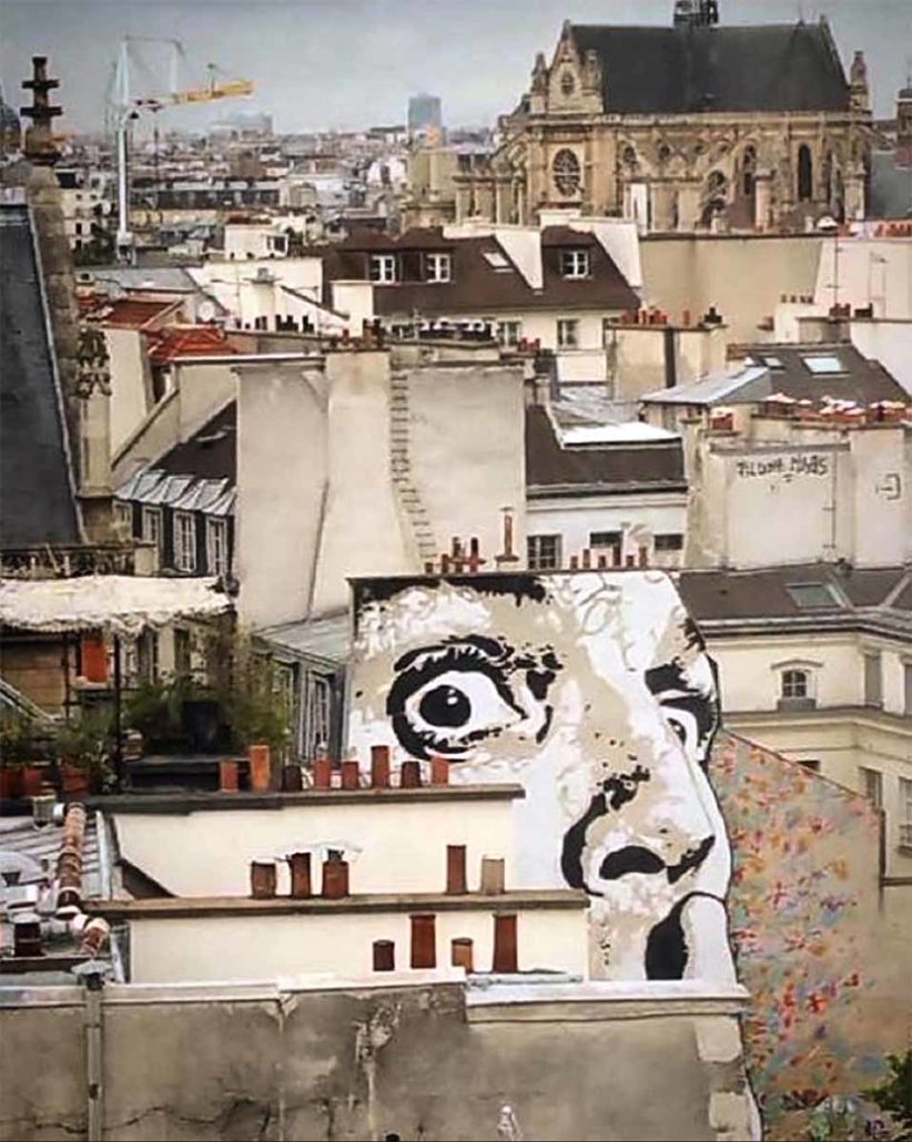 Chut - Jef Aérosol Street art à Paris, fresque murale de Jef Aérosol intitulée Chuuuttt
